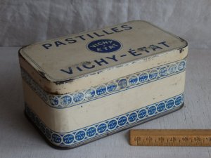 画像1: フランスアンティーク  VICHY缶 ティン缶 　PARIS　小物入れ缶ケース 	