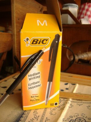 画像1: BIC ボールペン