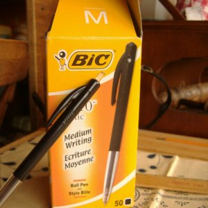 画像: BIC ボールペン