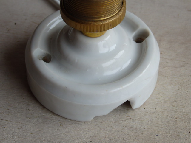 画像4: フランスアンティーク　電球付壁付けソケットランプ電気陶器製
